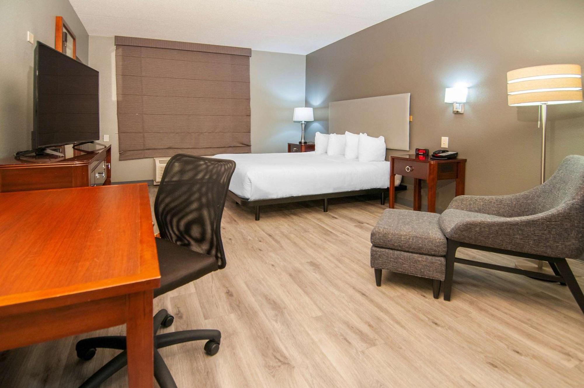 Wingate By Wyndham Tuscaloosa Hotel Exterior foto
